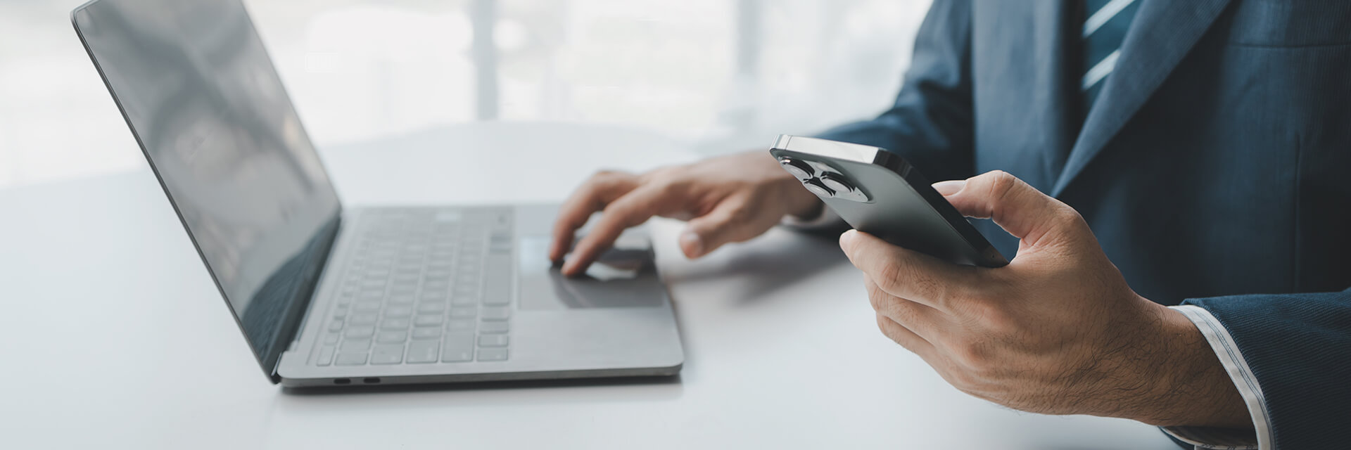 ダウンロードセンター