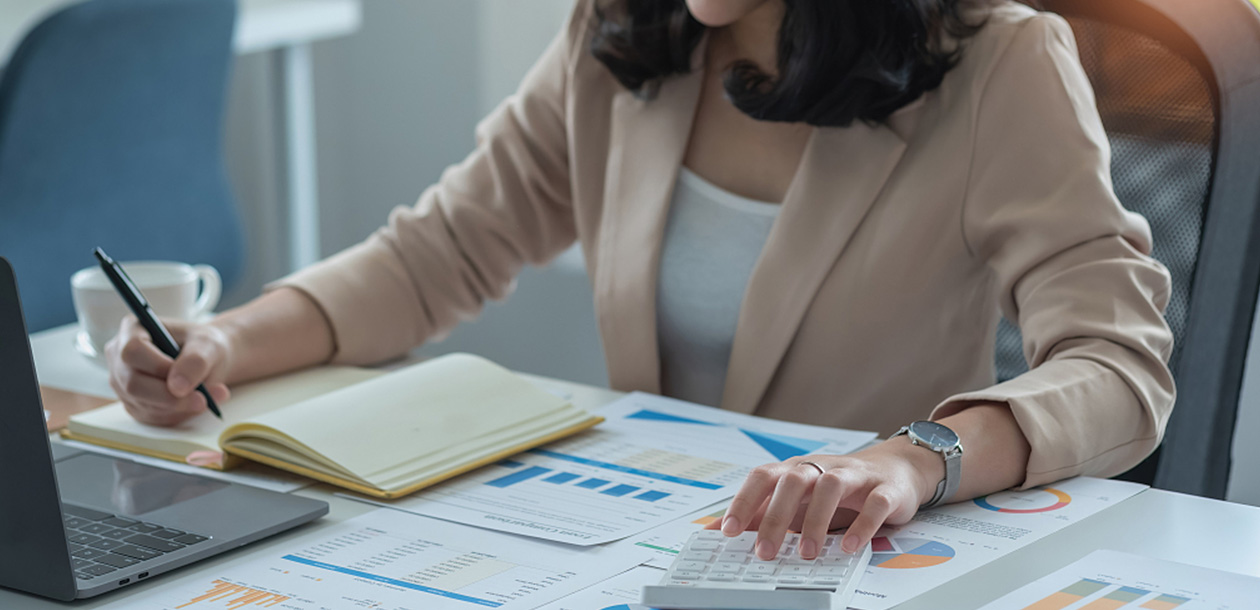 競争力のある給与と法令に準拠した基本手当