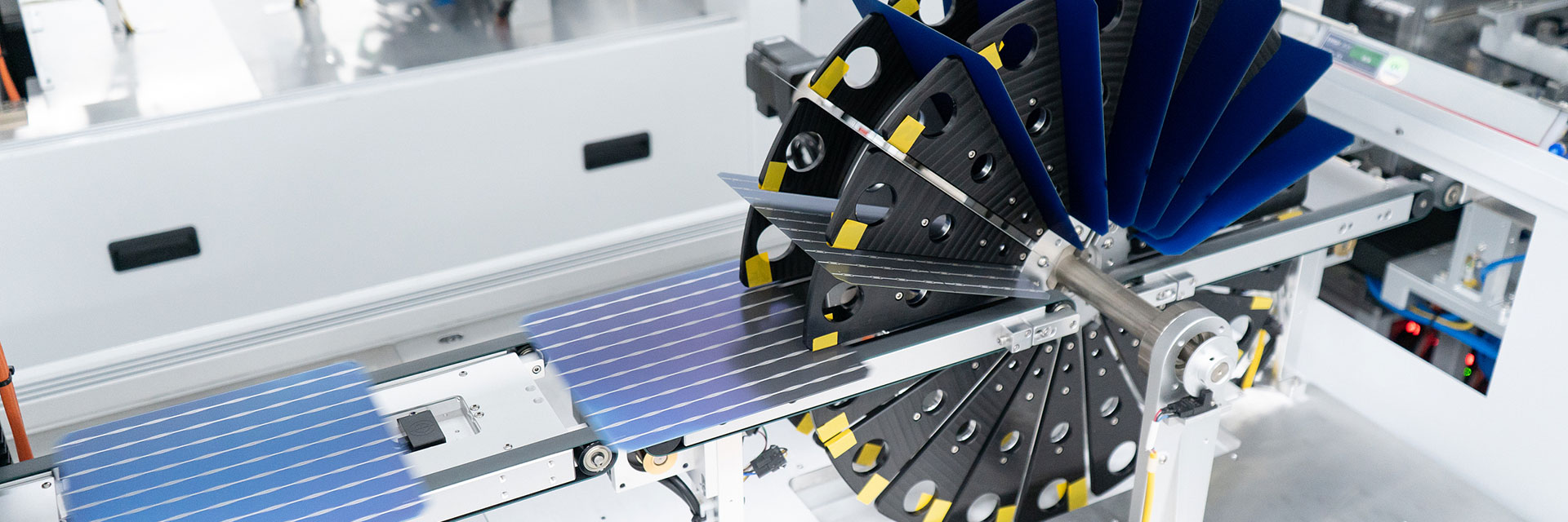 N型セル、業界トップクラスの効率